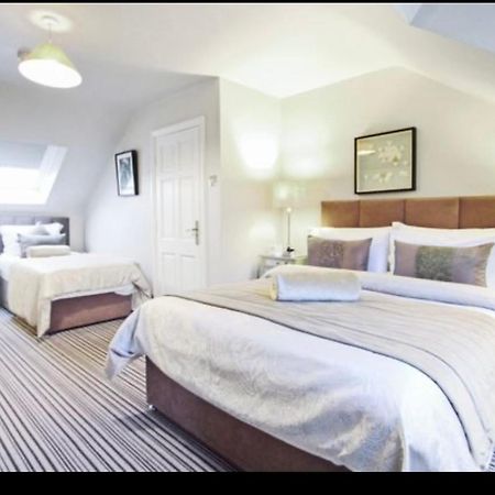 Almara House Bed & Breakfast กัลเวย์ ภายนอก รูปภาพ