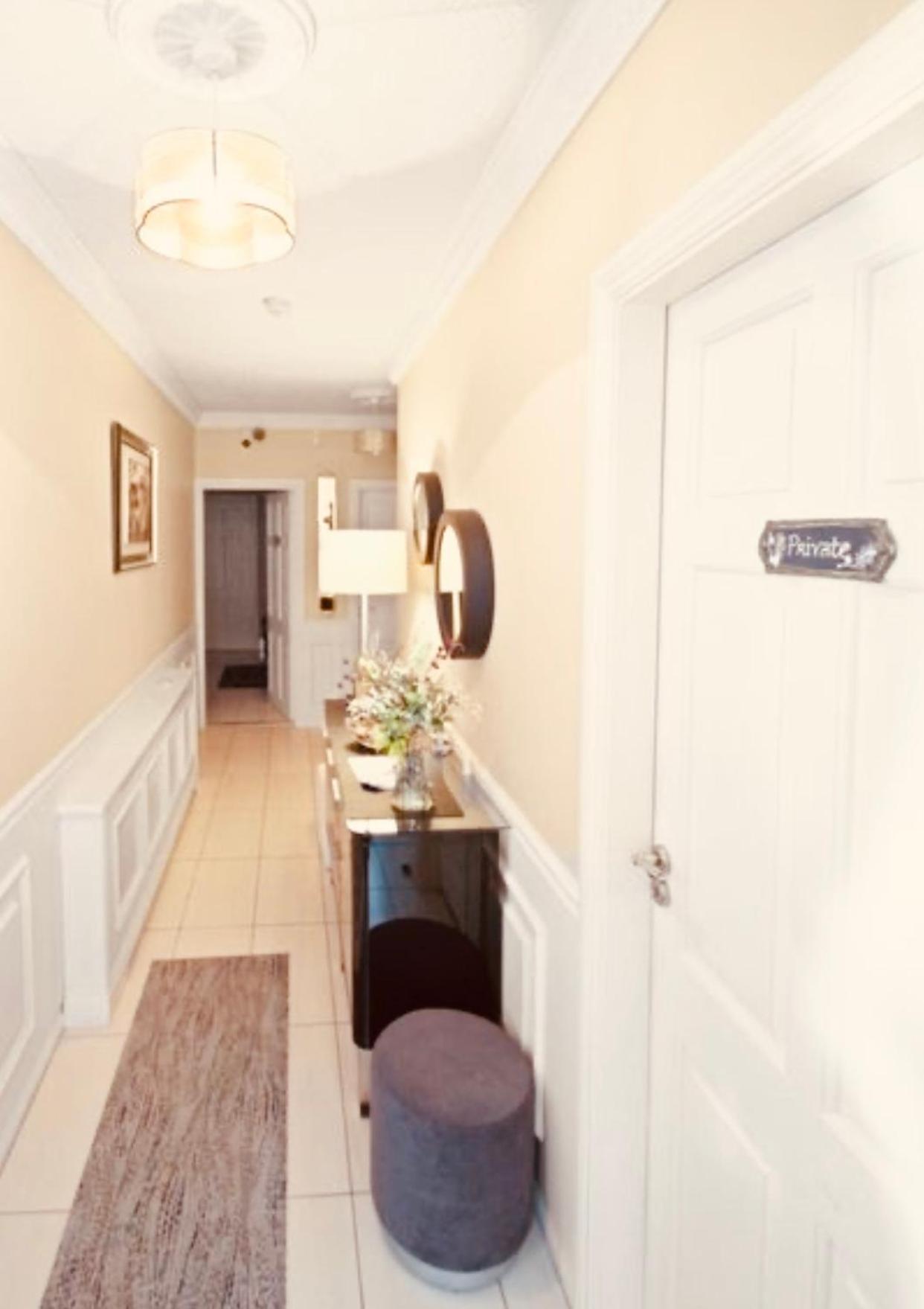 Almara House Bed & Breakfast กัลเวย์ ภายนอก รูปภาพ