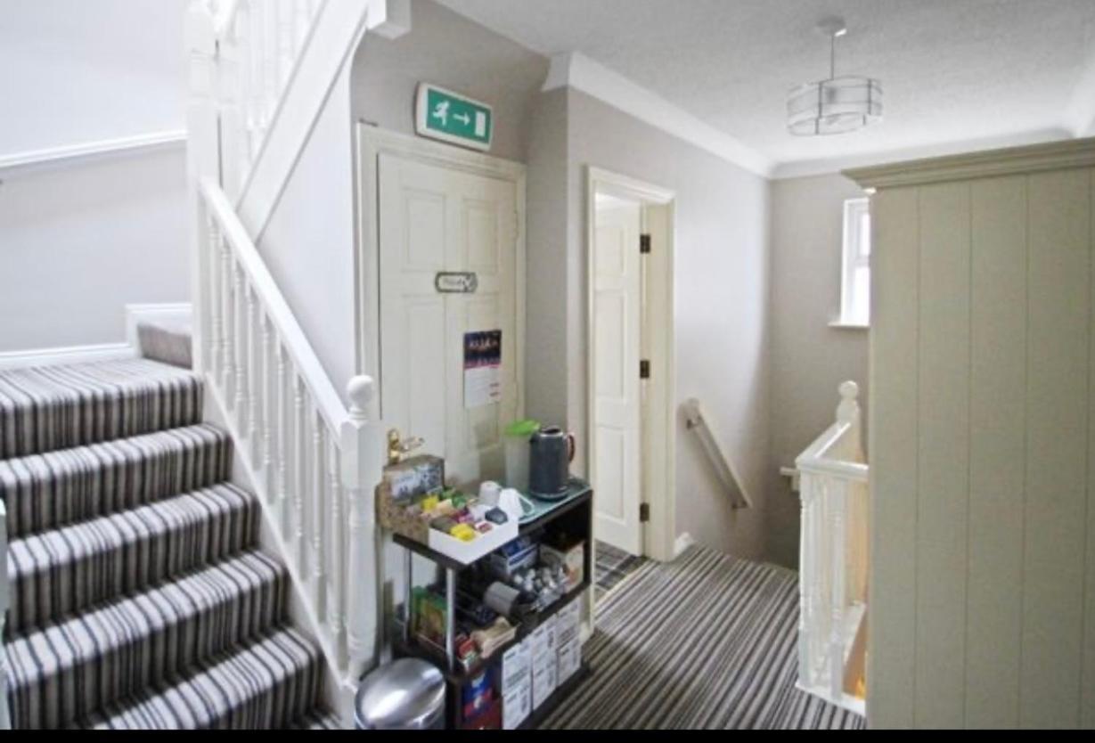 Almara House Bed & Breakfast กัลเวย์ ภายนอก รูปภาพ